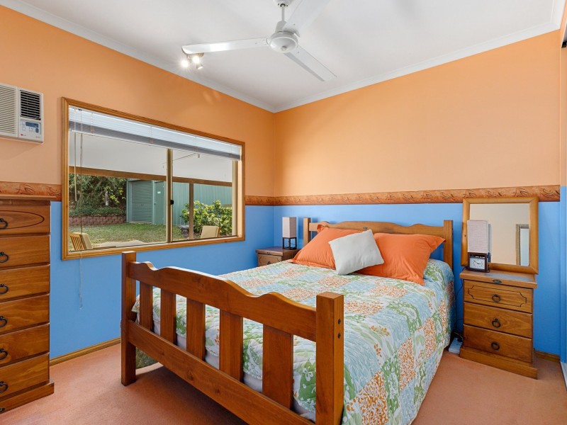 25 Majestic Street, Kamerunga QLD 4870