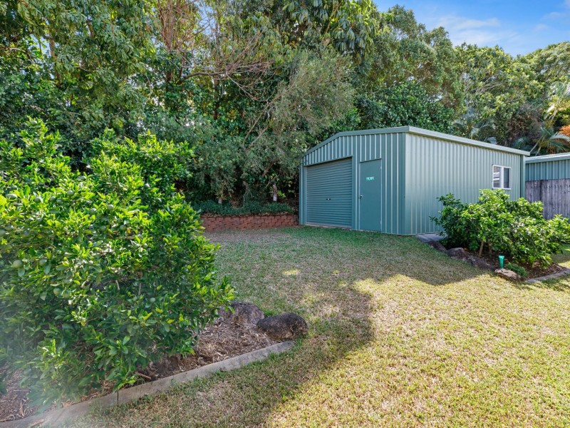 25 Majestic Street, Kamerunga QLD 4870