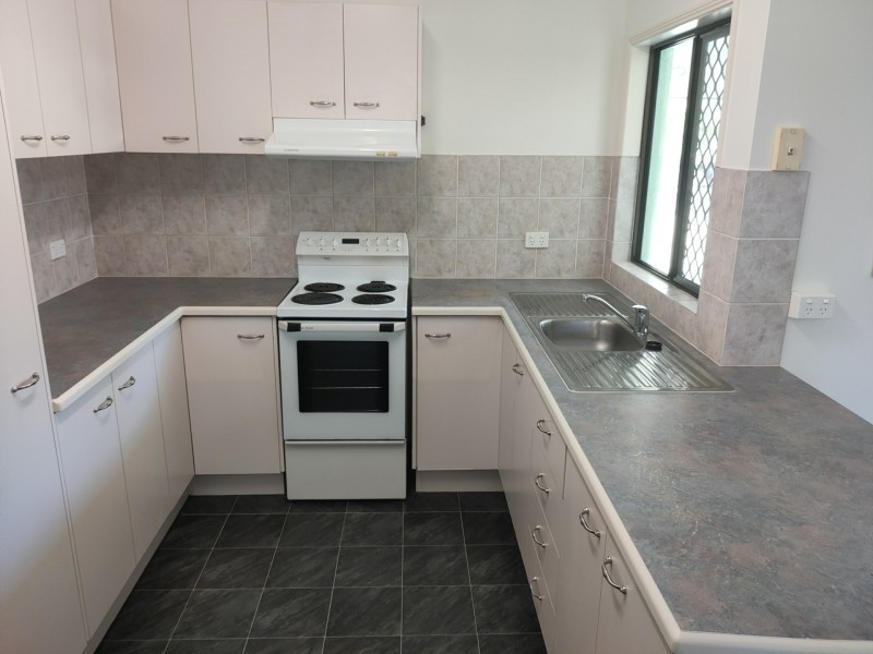 43 Meander Close, Brinsmead QLD 4870