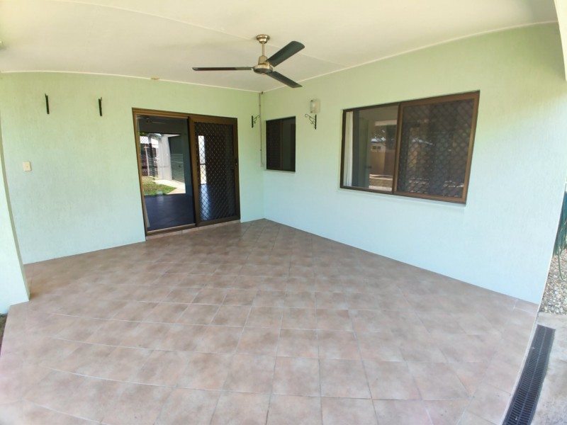 43 Meander Close, Brinsmead QLD 4870