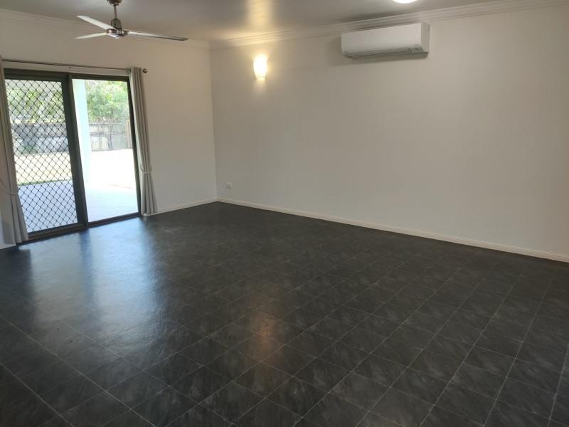 43 Meander Close, Brinsmead QLD 4870