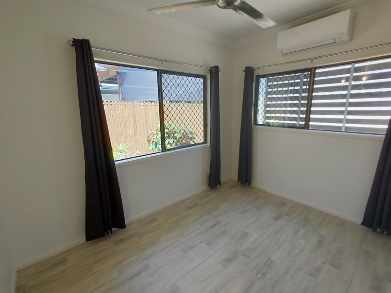 43 Meander Close, Brinsmead QLD 4870