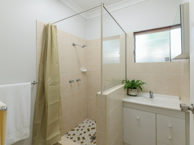 2/33 Petersen Street, Trinity Beach QLD 4879