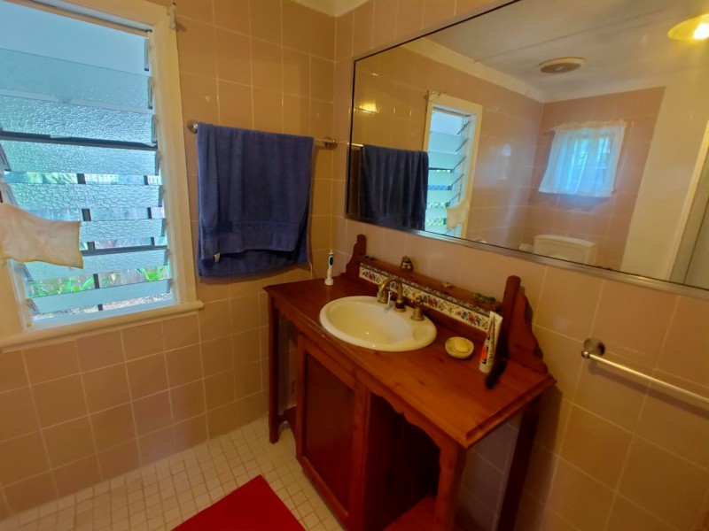 7 David Street, Manunda QLD 4870