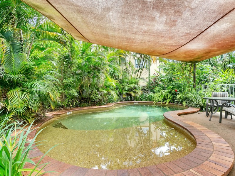8/12 Grantala Street, Manoora QLD 4870