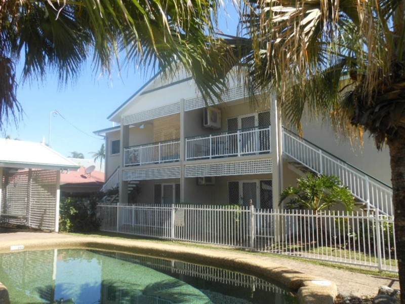 5/18 Rose Street, Westcourt QLD 4870
