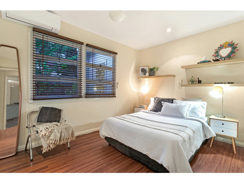 8 Walsh Street, Edge Hill QLD 4870