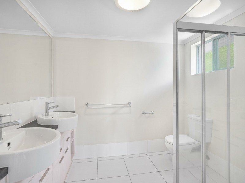 48/9-11 McLean Street, Cairns North QLD 4870