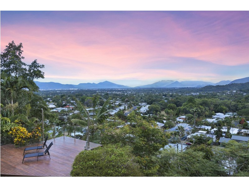 106-108 Nolan Street, Whitfield QLD 4870