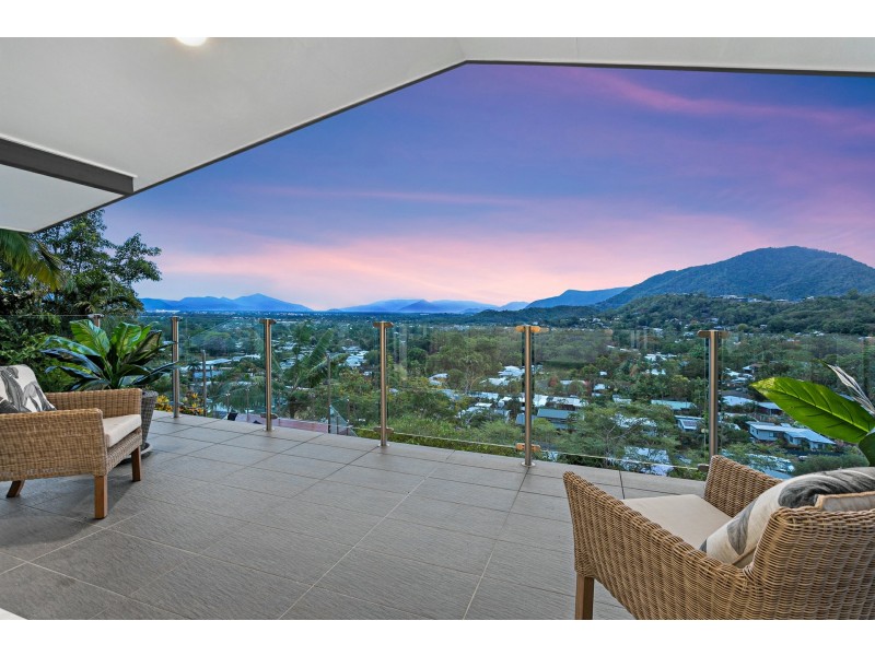 106-108 Nolan Street, Whitfield QLD 4870