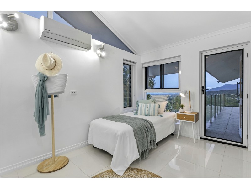 106-108 Nolan Street, Whitfield QLD 4870