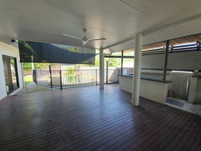 42 Red Ochre Street, Redlynch QLD 4870