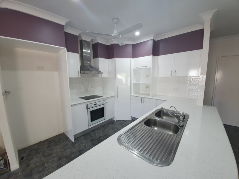 42 Red Ochre Street, Redlynch QLD 4870