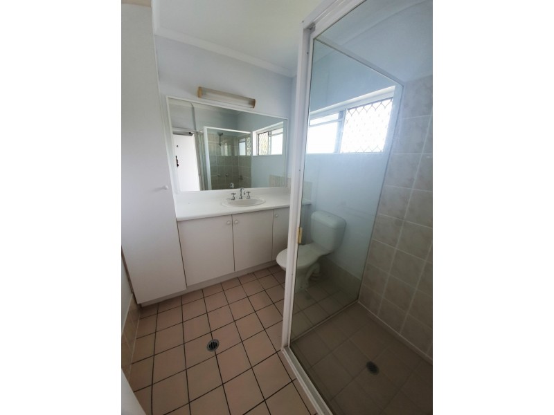 5/6 Springfield Crescent, Manoora QLD 4870