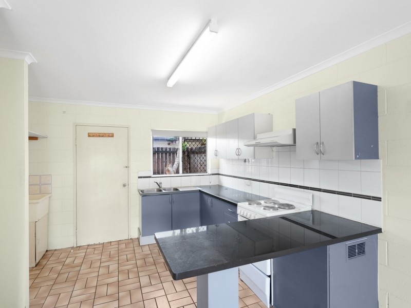 11/165-171 Mayers Street, Manoora QLD 4870