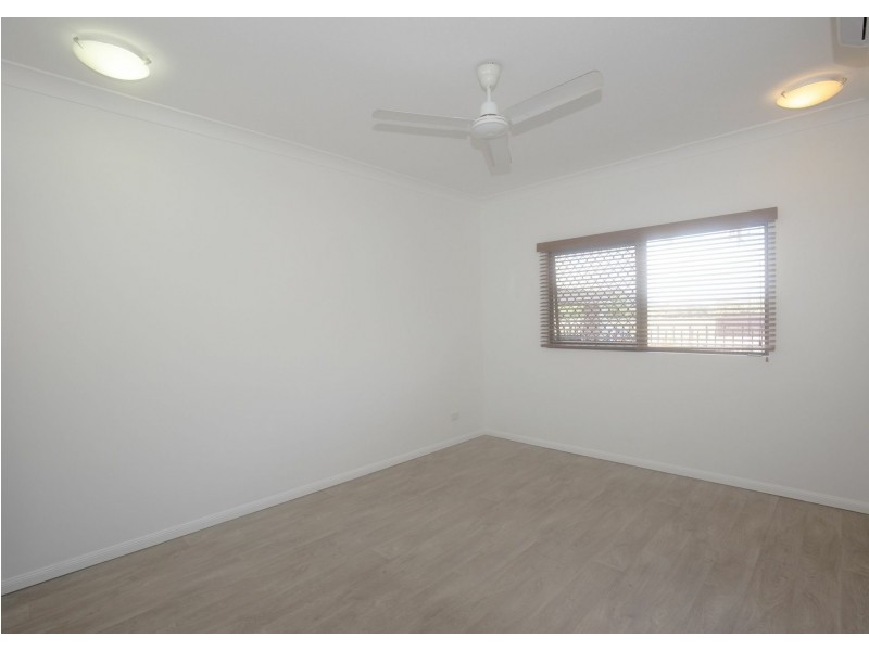 20/293 The Esplanade, Cairns North QLD 4870