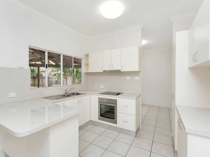 10 Finch Street, Bayview Heights QLD 4868