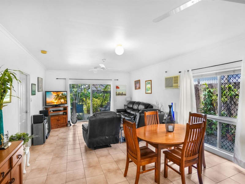 15 Silky Oak Court, Mooroobool QLD 4870