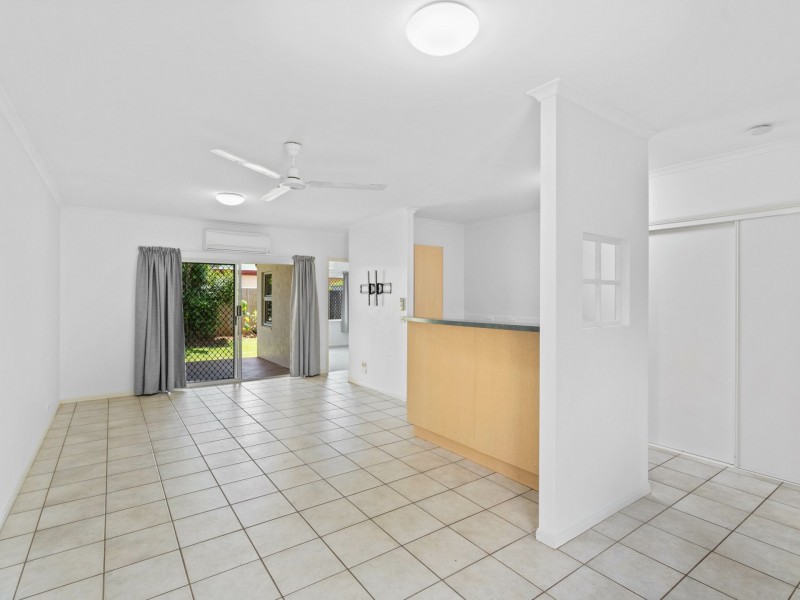 7/7A Grantala Street, Manoora QLD 4870