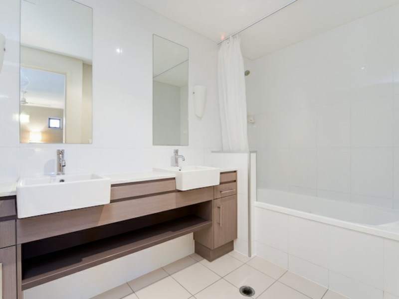 631/12 Gregory Street, Westcourt QLD 4870