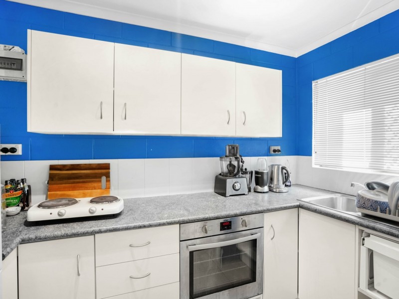 17/108-110 Mayers Street, Manunda QLD 4870