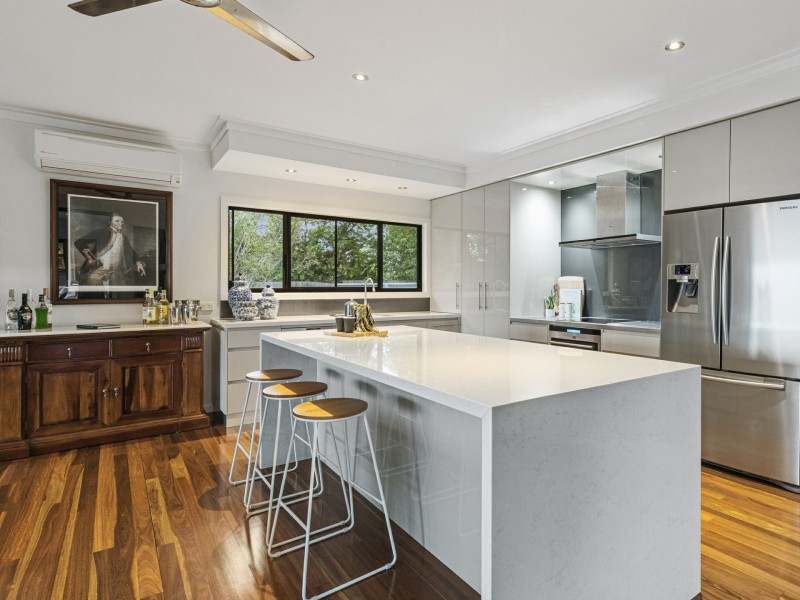 2D Trundle Terrace, Whitfield QLD 4870
