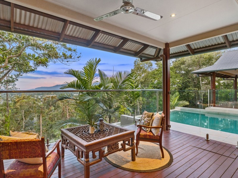 2D Trundle Terrace, Whitfield QLD 4870