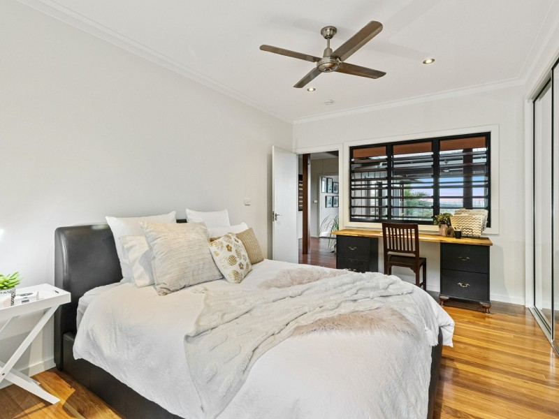 2D Trundle Terrace, Whitfield QLD 4870