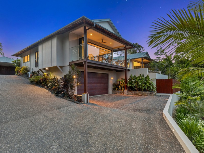 2D Trundle Terrace, Whitfield QLD 4870
