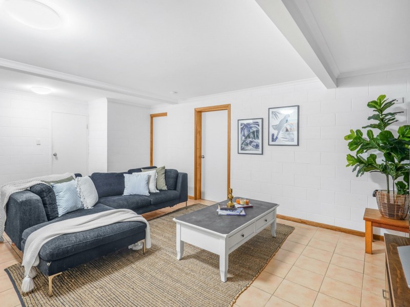 168 Harvey Road, Redlynch QLD 4870