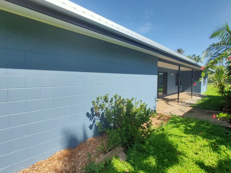 46 Reservoir Road, Manoora QLD 4870