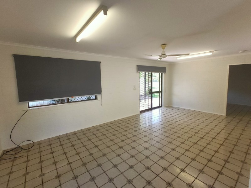 46 Reservoir Road, Manoora QLD 4870