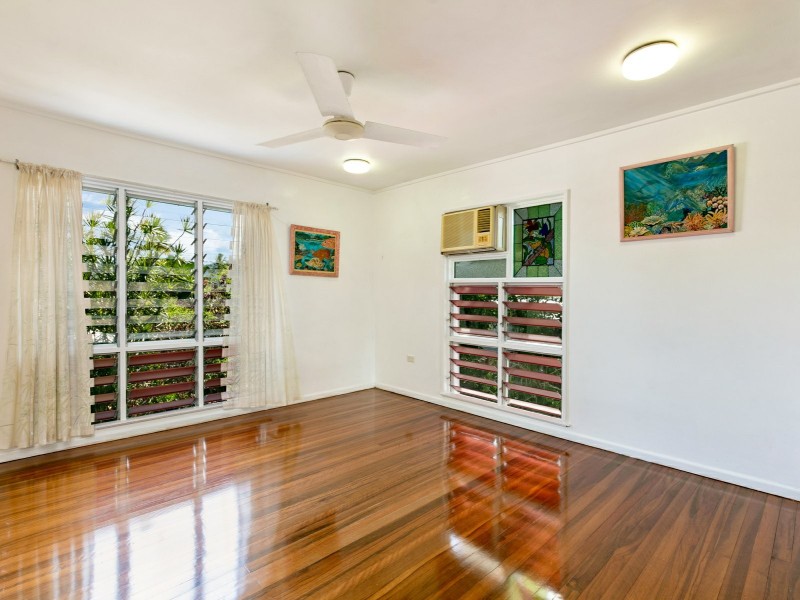 38 Cassia Street, Edge Hill QLD 4870
