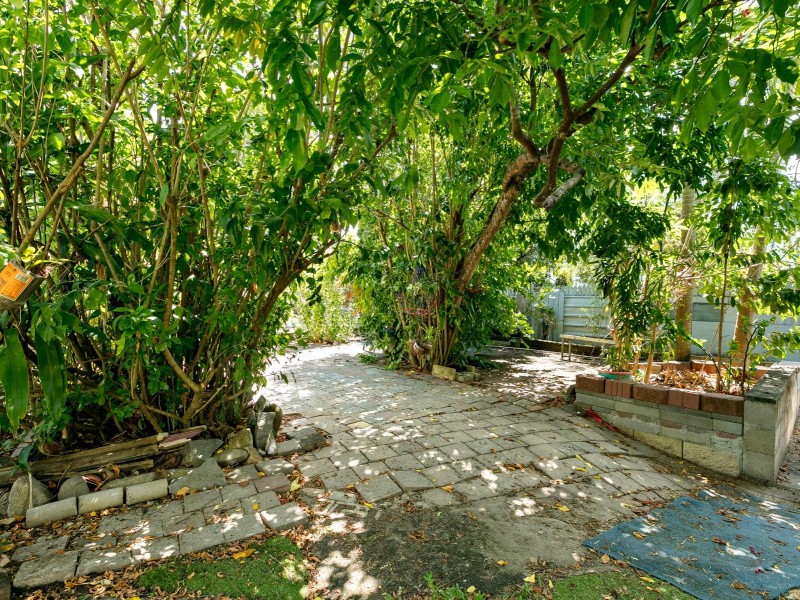 38 Cassia Street, Edge Hill QLD 4870