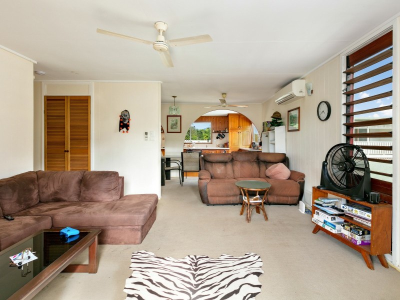 28 Mahogany Street, Manoora QLD 4870