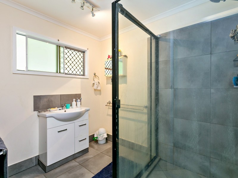 28 Mahogany Street, Manoora QLD 4870