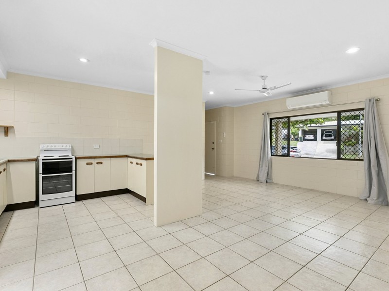 31 McFarlane Drive, Kanimbla QLD 4870