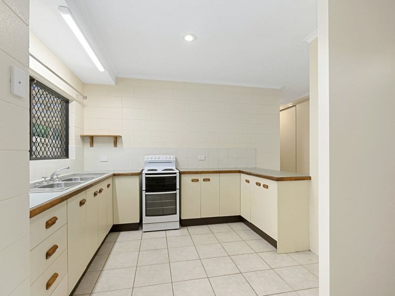 31 McFarlane Drive, Kanimbla QLD 4870