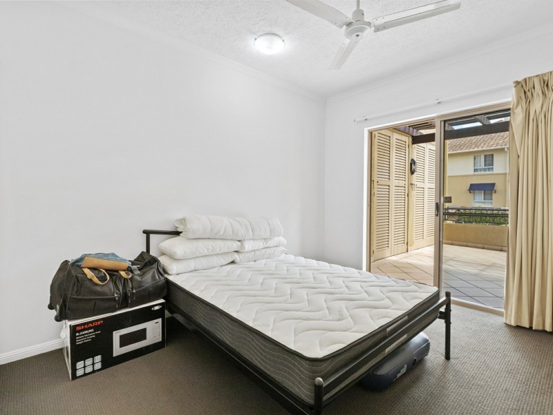 704/2-10 Greenslopes Street, Cairns North QLD 4870