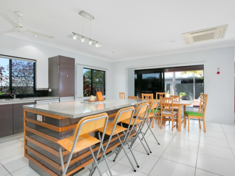 7 Rosella Close, Mount Sheridan QLD 4868