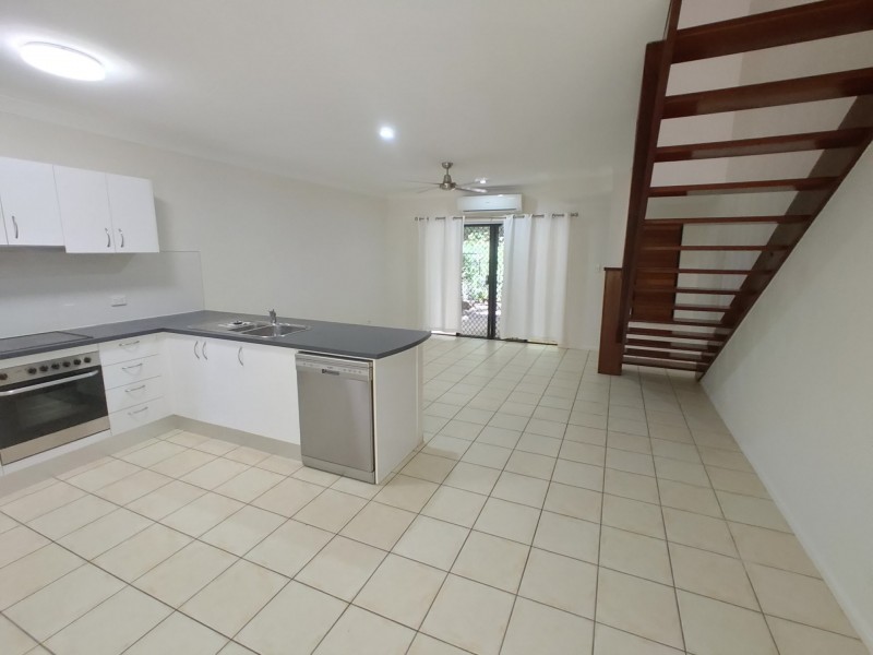 13/11 Stratford Parade, Stratford QLD 4870