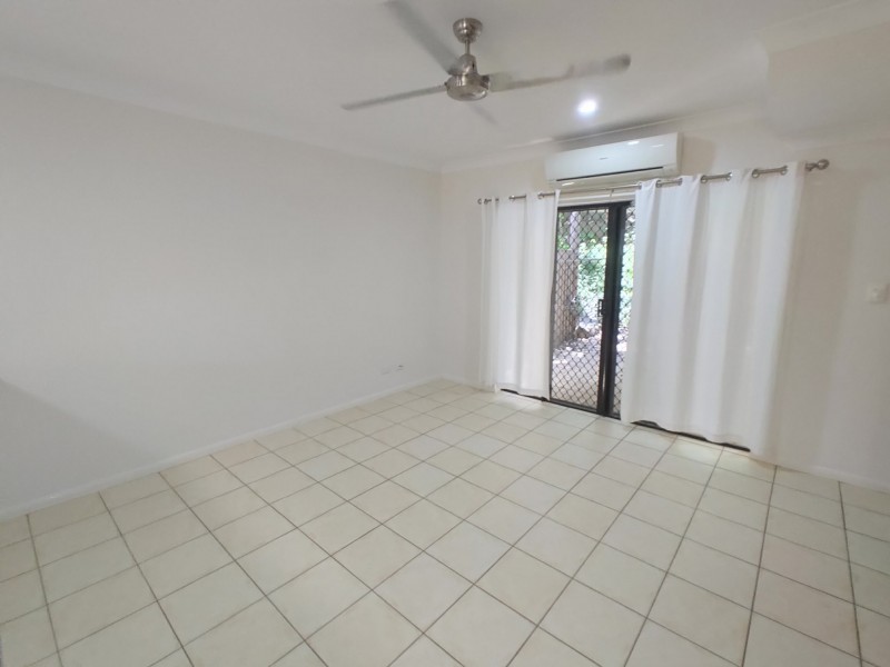 13/11 Stratford Parade, Stratford QLD 4870