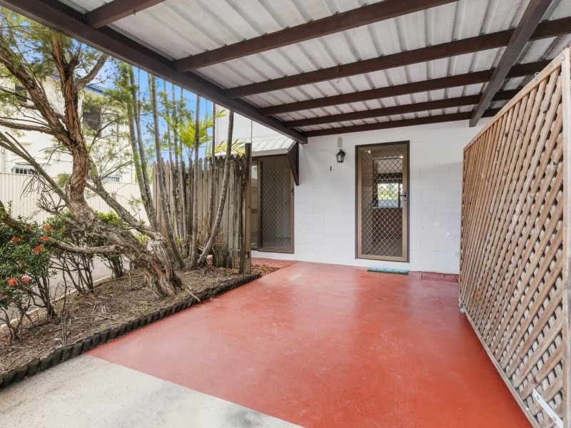 1/24 Jensen Street, Manoora QLD 4870