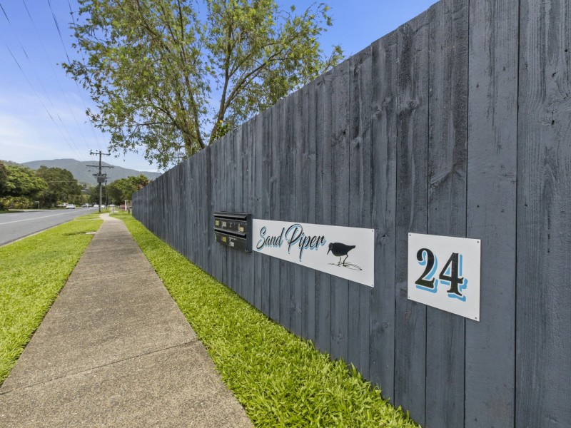 1/24 Jensen Street, Manoora QLD 4870