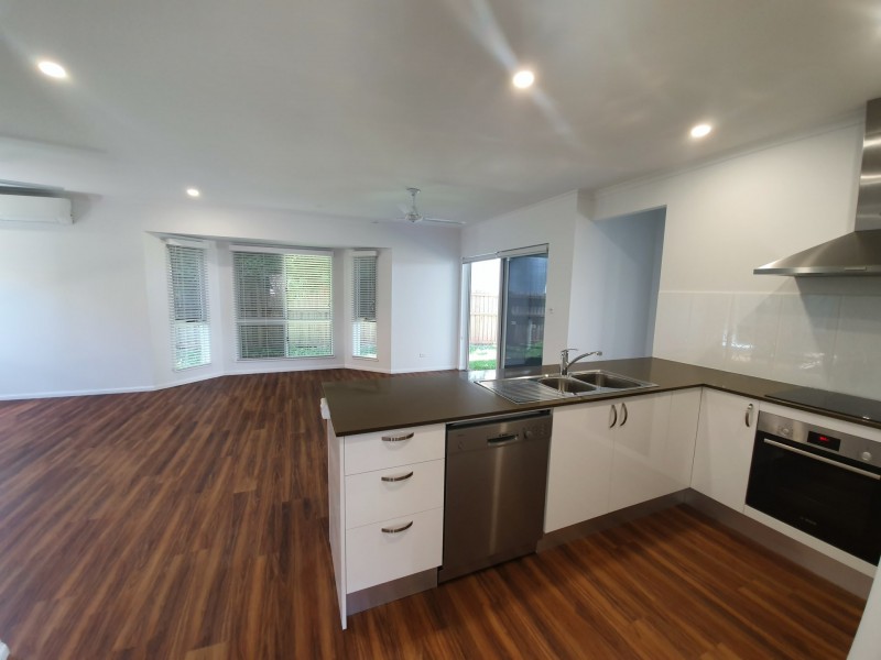 6 Junction Street, Edge Hill QLD 4870