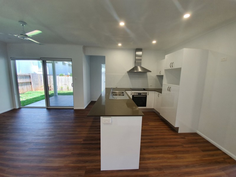 6 Junction Street, Edge Hill QLD 4870