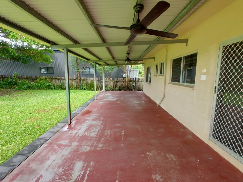 14 Arizona Crescent, White Rock QLD 4868