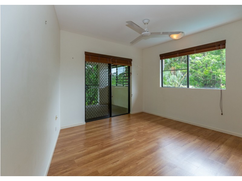 8/33 Digger Street, Cairns North QLD 4870
