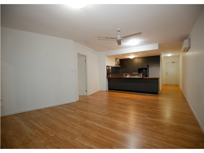 8/33 Digger Street, Cairns North QLD 4870