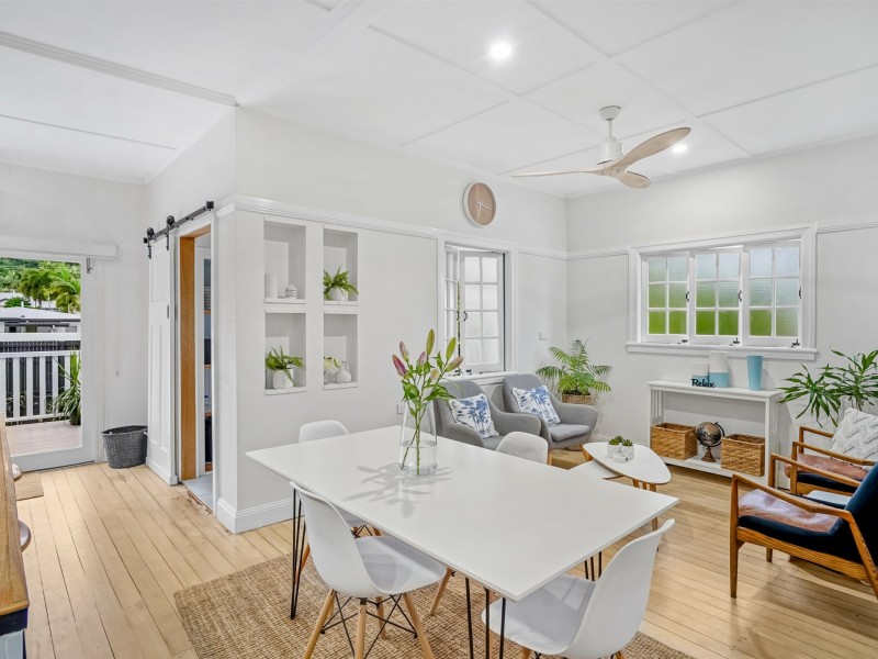 144 Greenslopes Street, Edge Hill QLD 4870